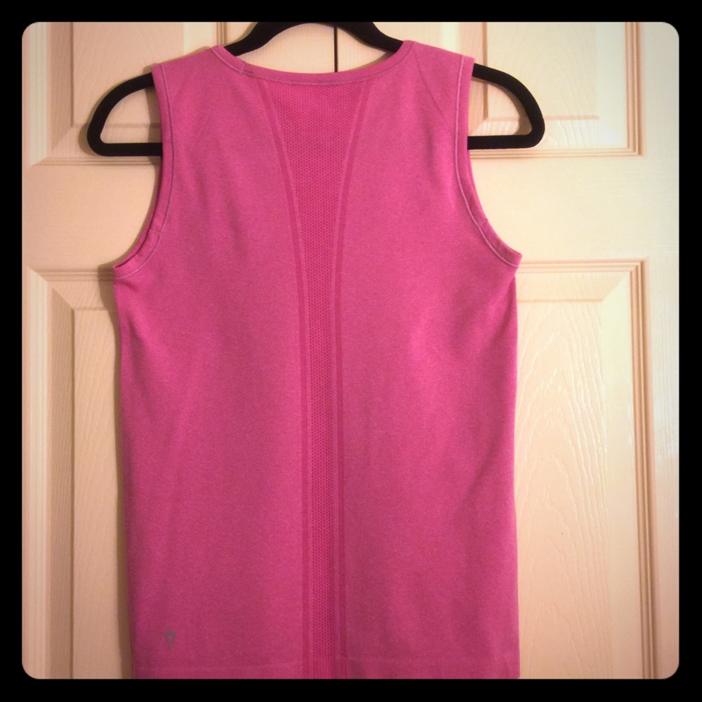 Ivivva  by LULULEMON Girls  fly tech tank
